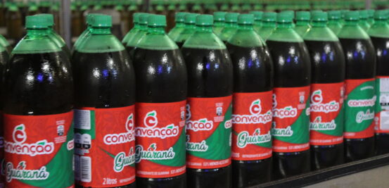 Fanáticos por Chinotto - A página do Instagram dos Refrigerantes Convenção  fez uma recente postagem do nossa bebida preferida. Vão lá curtir e comentar  sobre as dificuldades de encontrá-lo!